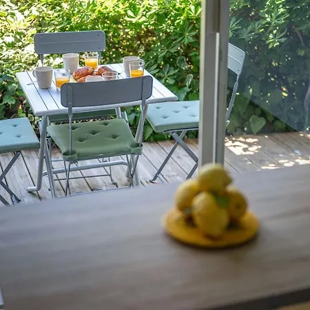 Les Miradors - Calme - Vue - Piscine - Parking Privé * Menton