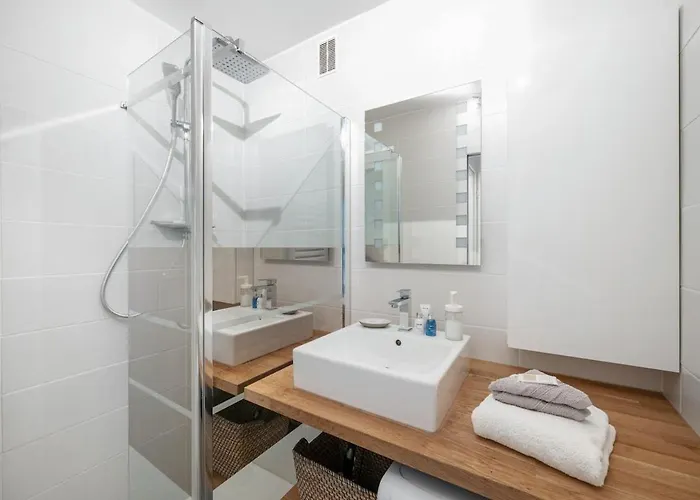 Les Miradors - Calme - Piscine - Parking Prive - *