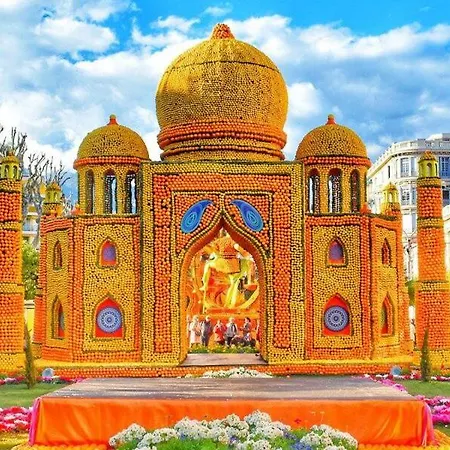 Les Miradors - Calme - Piscine - Parking Prive Апартаменты *