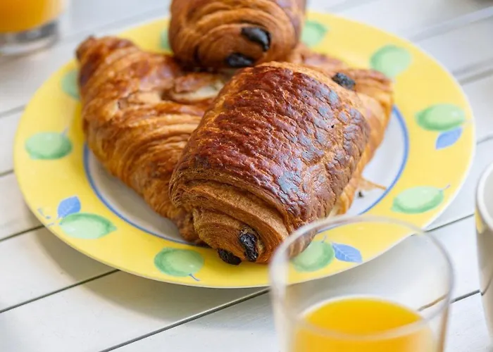 Les Miradors - Calme - Piscine - Parking Prive - شقة مينتون