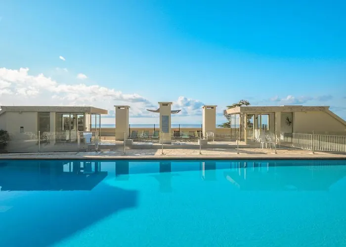 Апартаменти Les Miradors - Calme - Piscine - Parking Prive - *